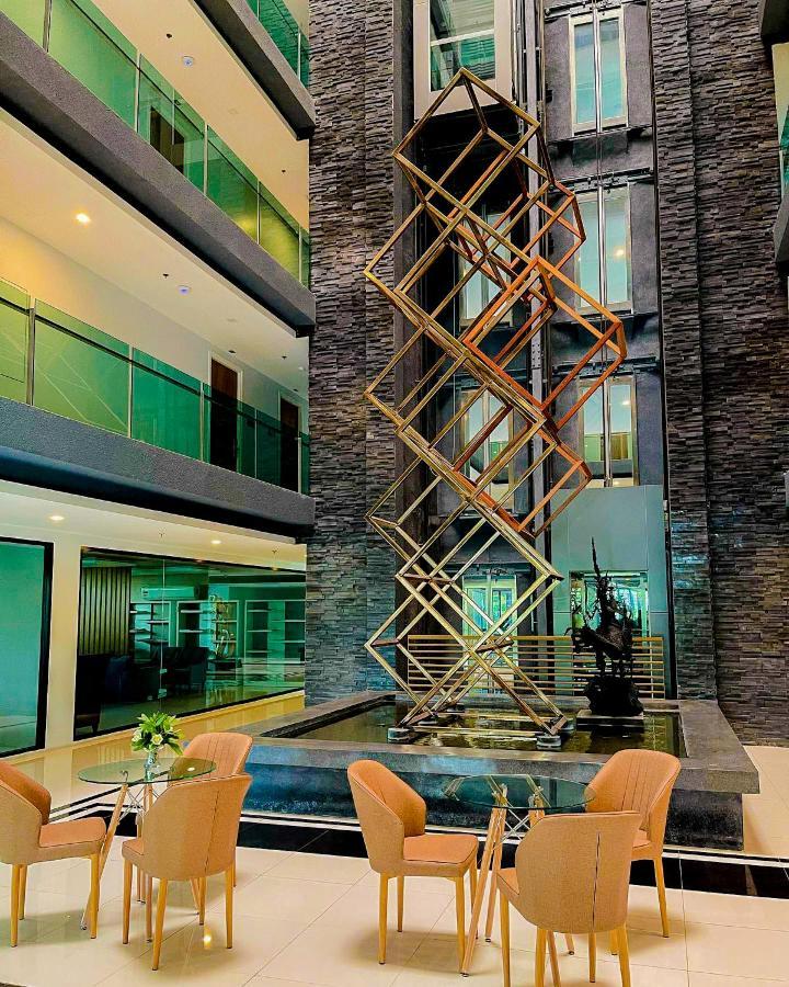 The Star Hill Condo Luxury Suites Chiang Mai Exteriör bild