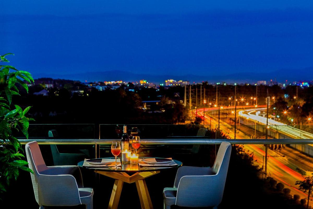 The Star Hill Condo Luxury Suites Chiang Mai Exteriör bild